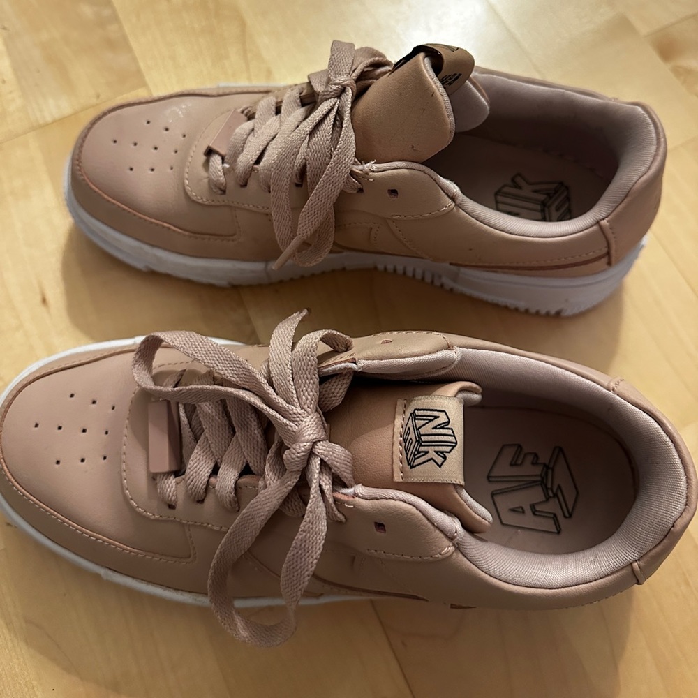 Nike AF1 Pixel - Picture 1 of 3